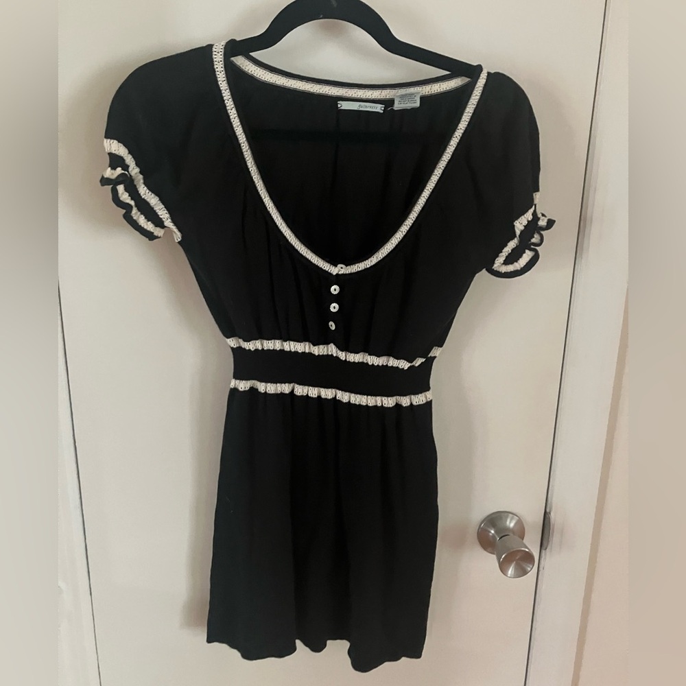Anthropologie babydoll short sleeve sweater material top